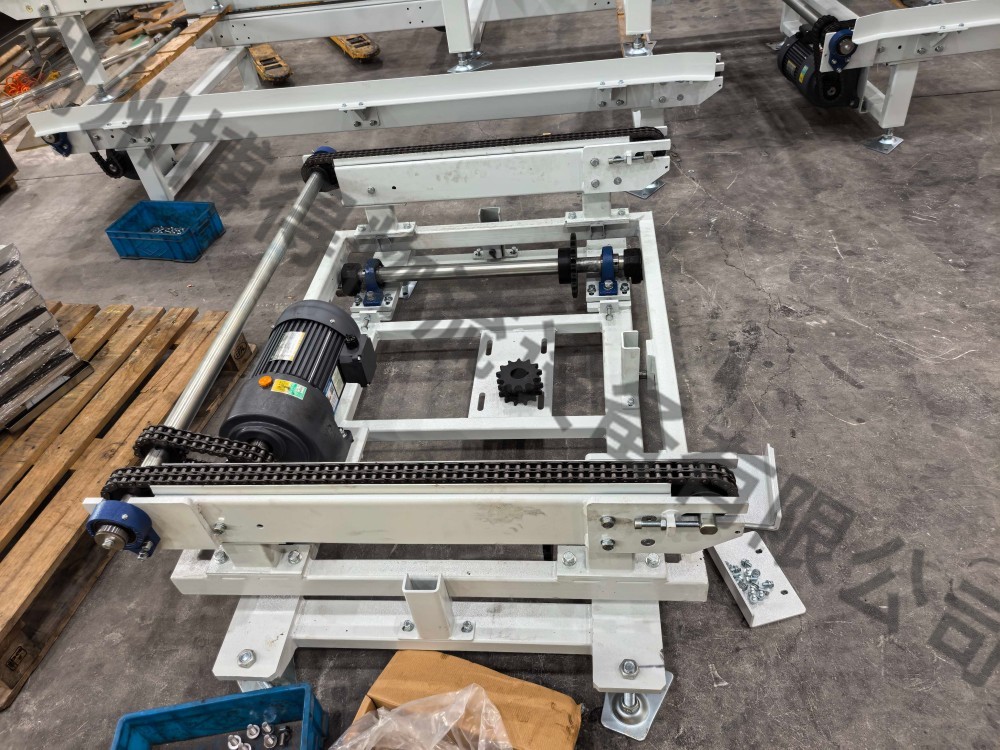 鏈條輸送機(jī)3